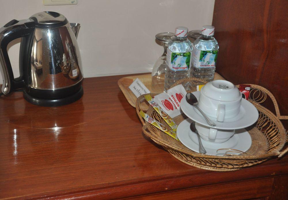 Sun Inns Hotel เสียมราฐ ภายนอก รูปภาพ