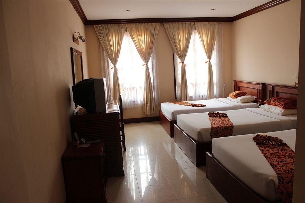Sun Inns Hotel เสียมราฐ ภายนอก รูปภาพ